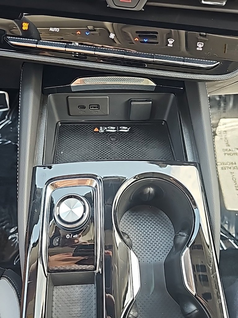 New 2025 Buick Envision Sport Touring image 23