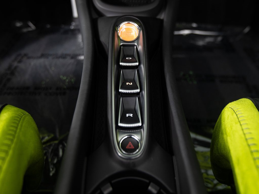 Used 2025 McLaren Artura Spider image 12