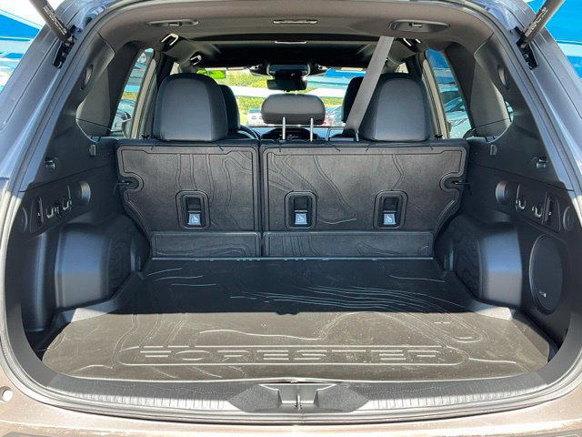 Used 2025 Subaru Forester Touring AWD/4WD image 6