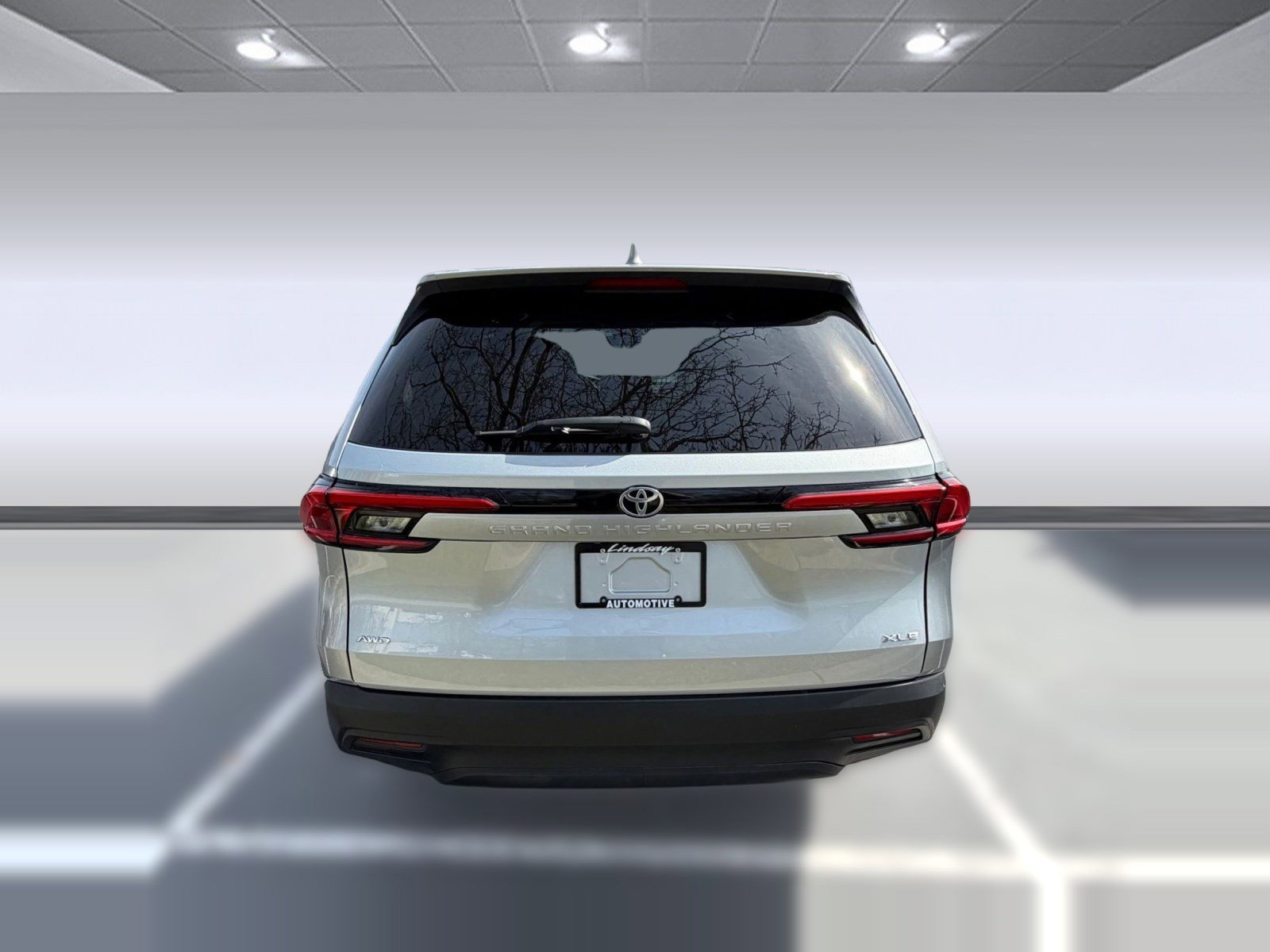 Used 2024 Toyota Grand Highlander XLE image 8