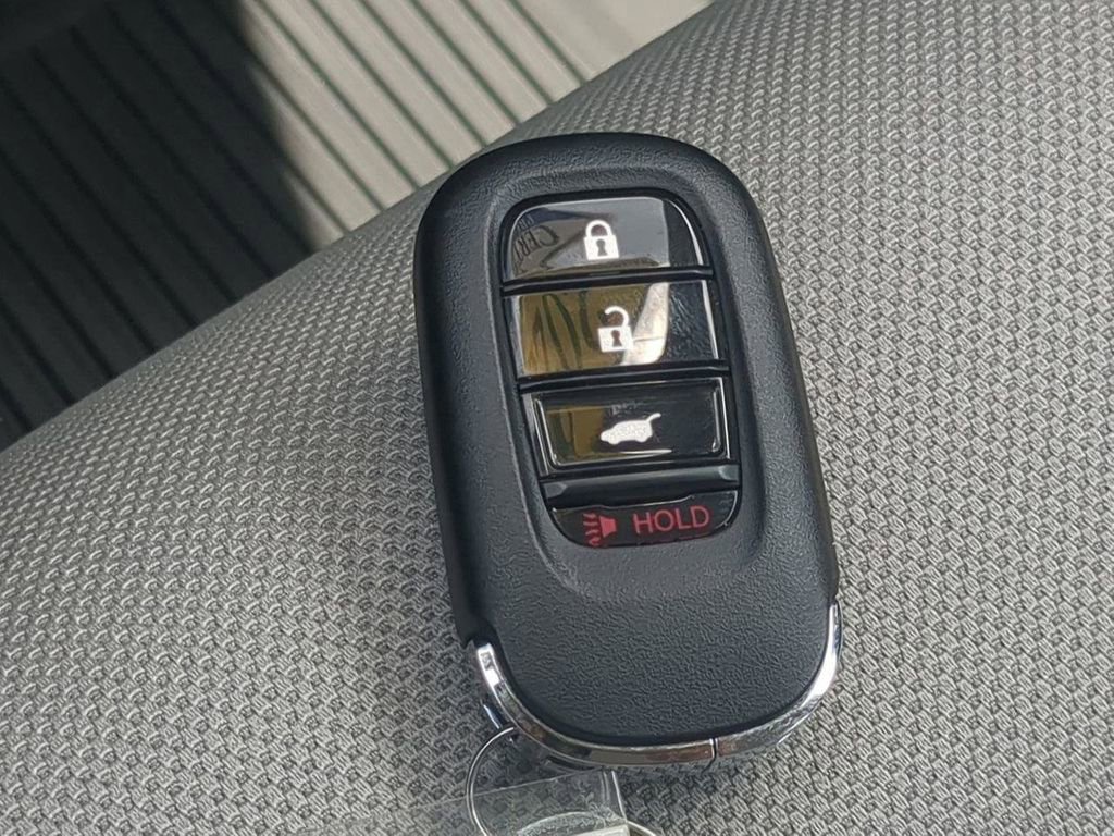 Used 2023 Honda CR-V LX image 24