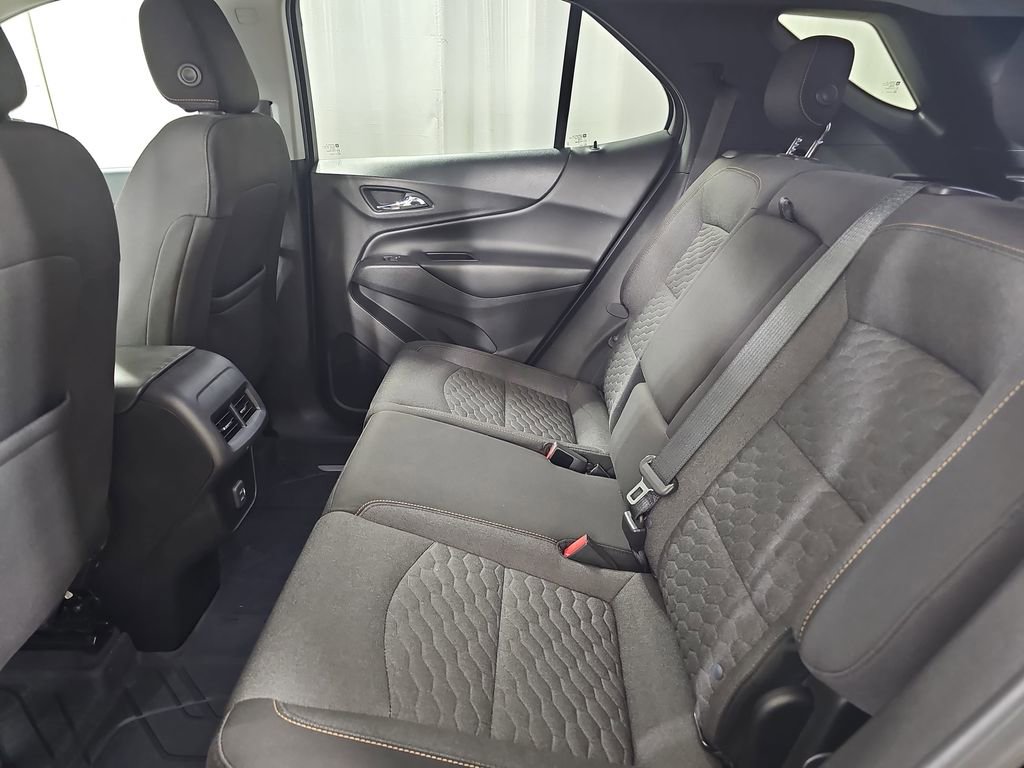 Used 2020 Chevrolet Equinox LT image 18