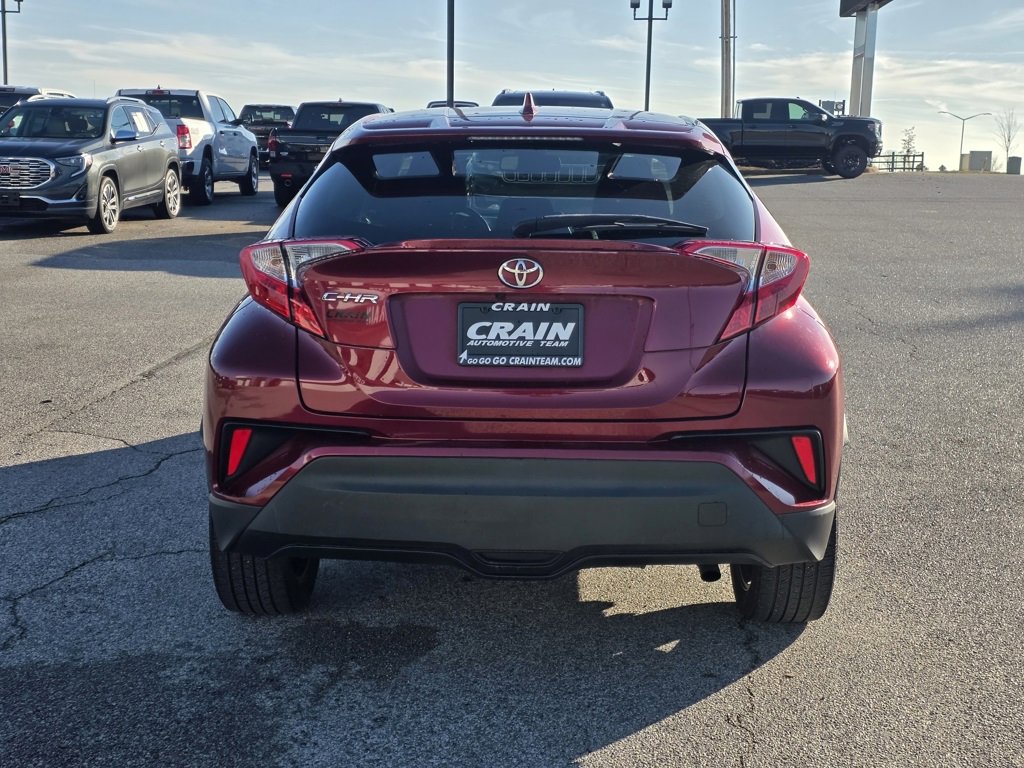 Used 2018 Toyota C-HR XLE image 6