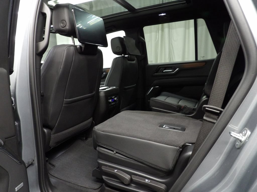 Used 2026 GMC Yukon Denali w/ Denali Reserve Package AWD/4WD image 61