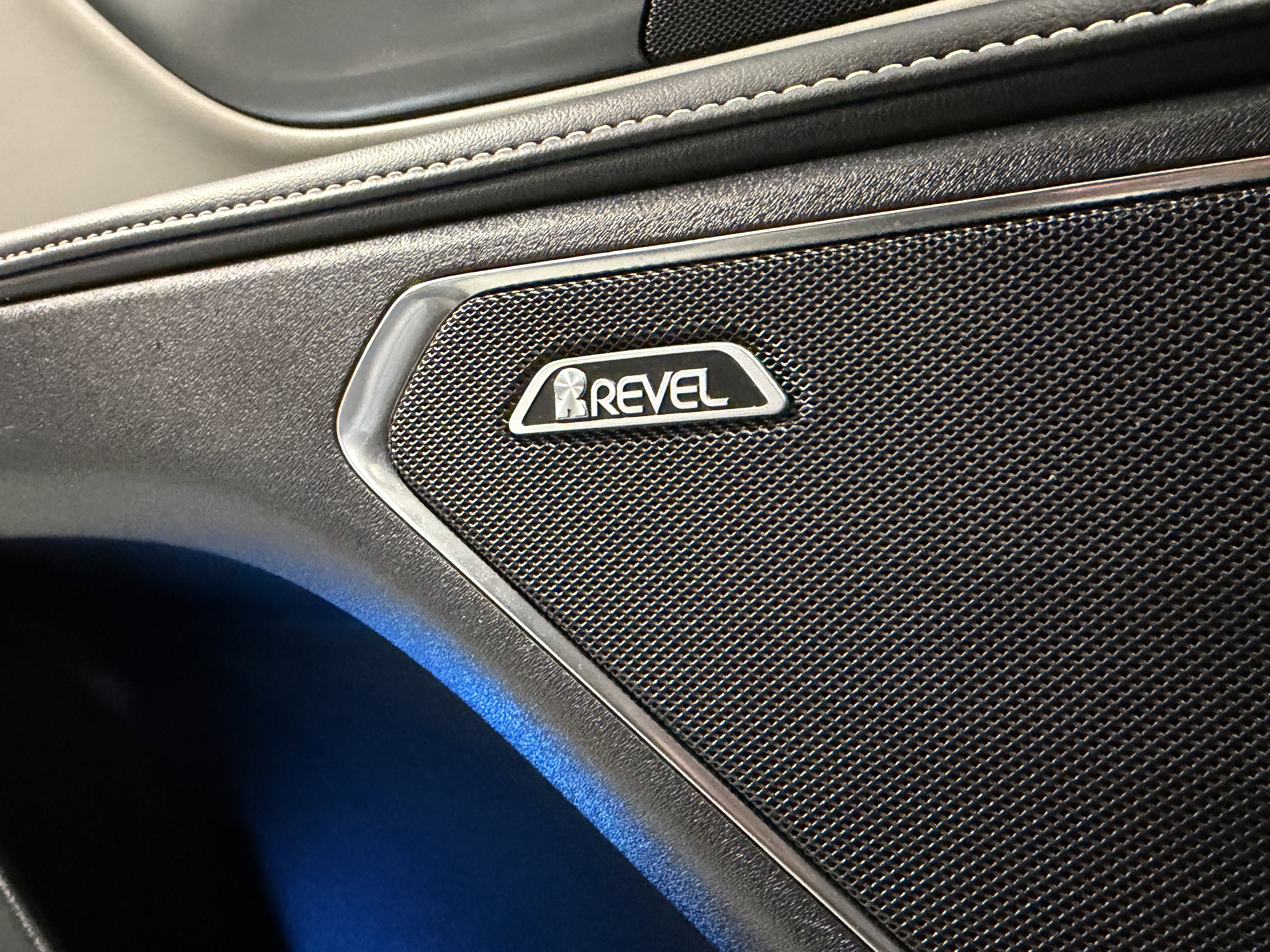 Used 2025 Lincoln Nautilus Reserve image 22