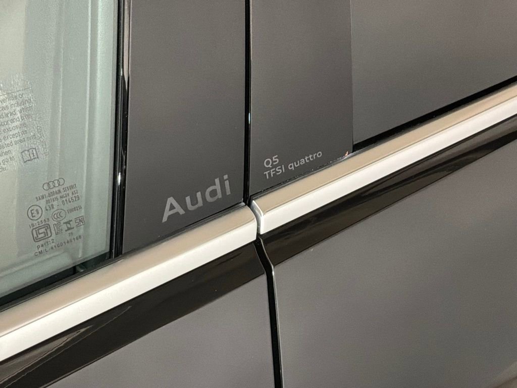 Certified 2025 Audi Q5 Premium w/ Convenience Package image 28