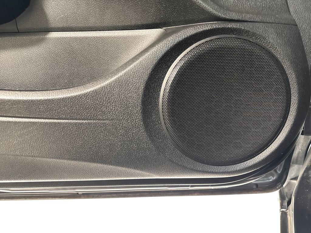 Used 2011 Honda Accord EX-L image 17