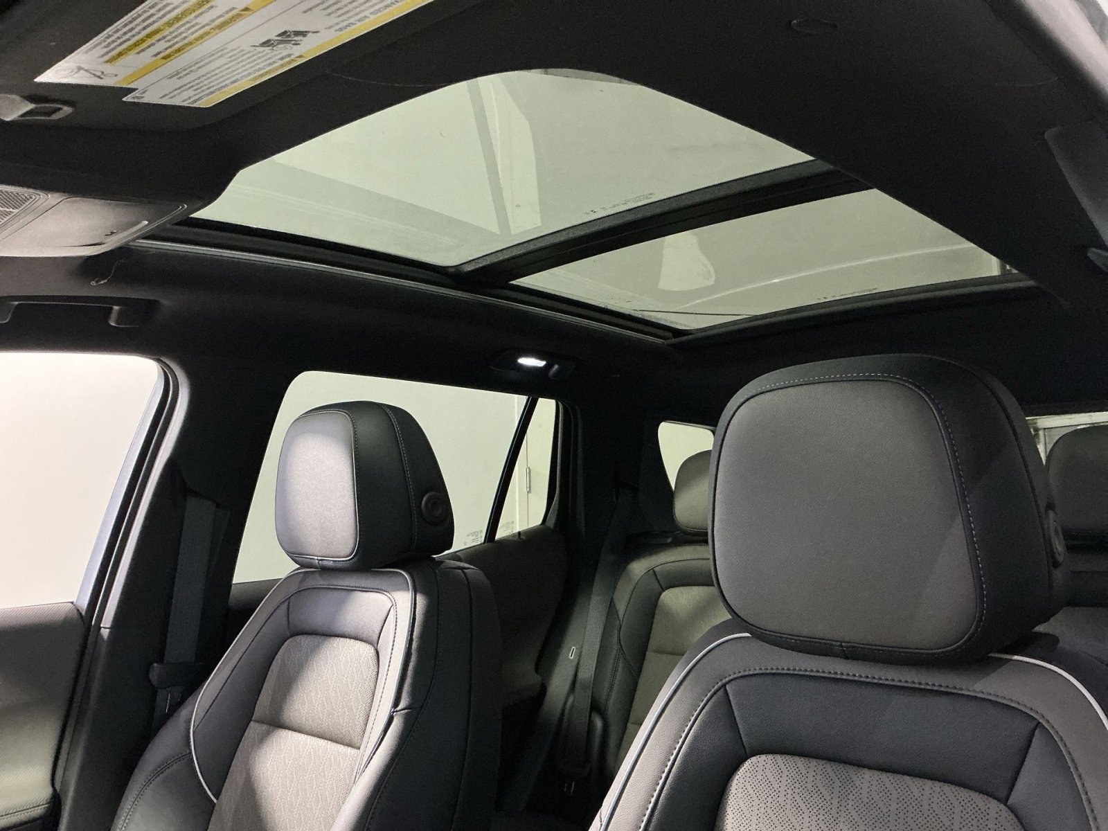 New 2026 Chevrolet Equinox LT w/ Convenience Package II image 31