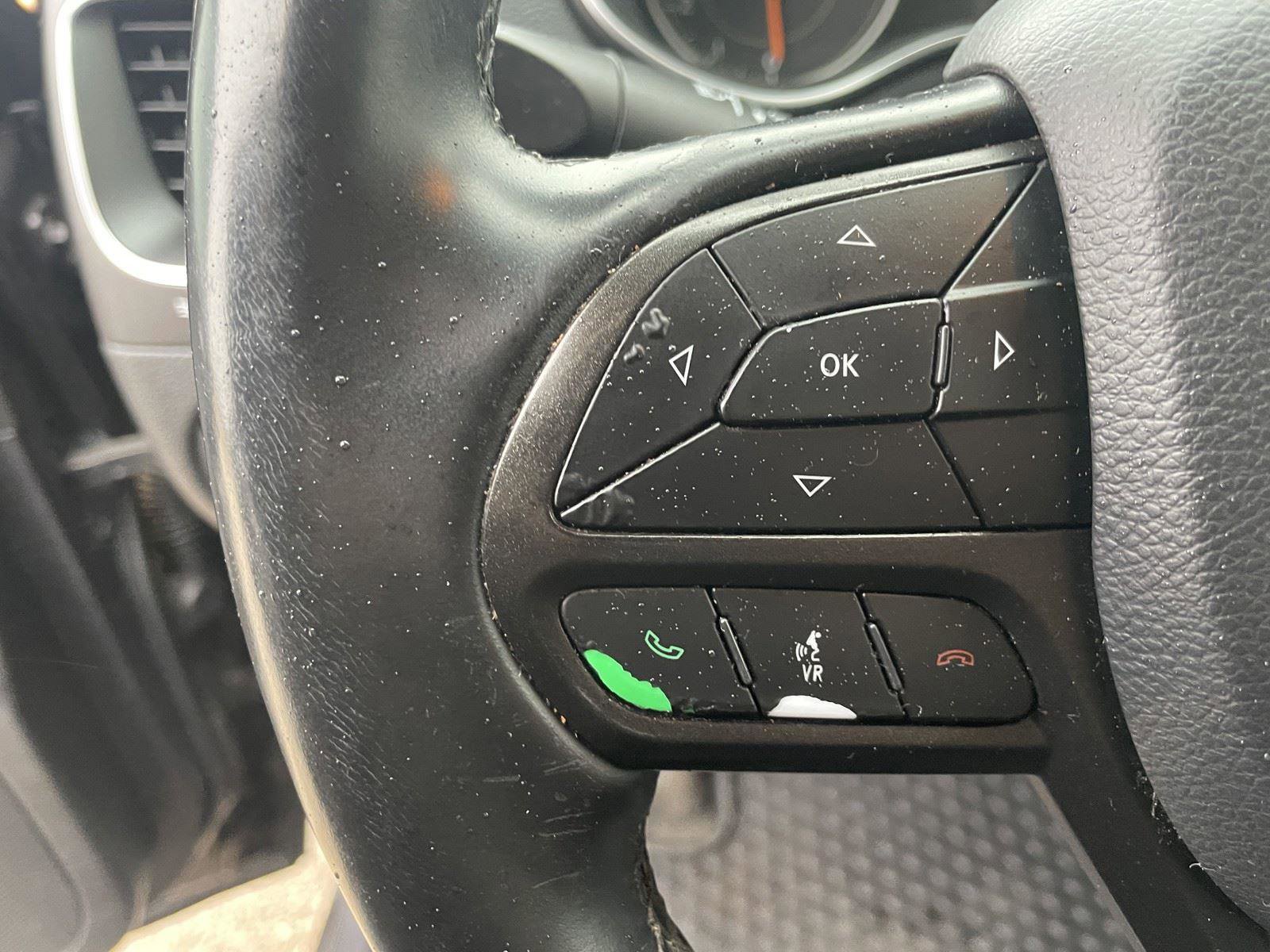 Used 2020 Jeep Cherokee Trailhawk w/ Cold Weather Group image 15