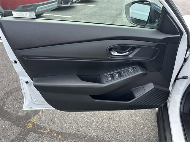 Certified 2025 Honda Accord SE image 12