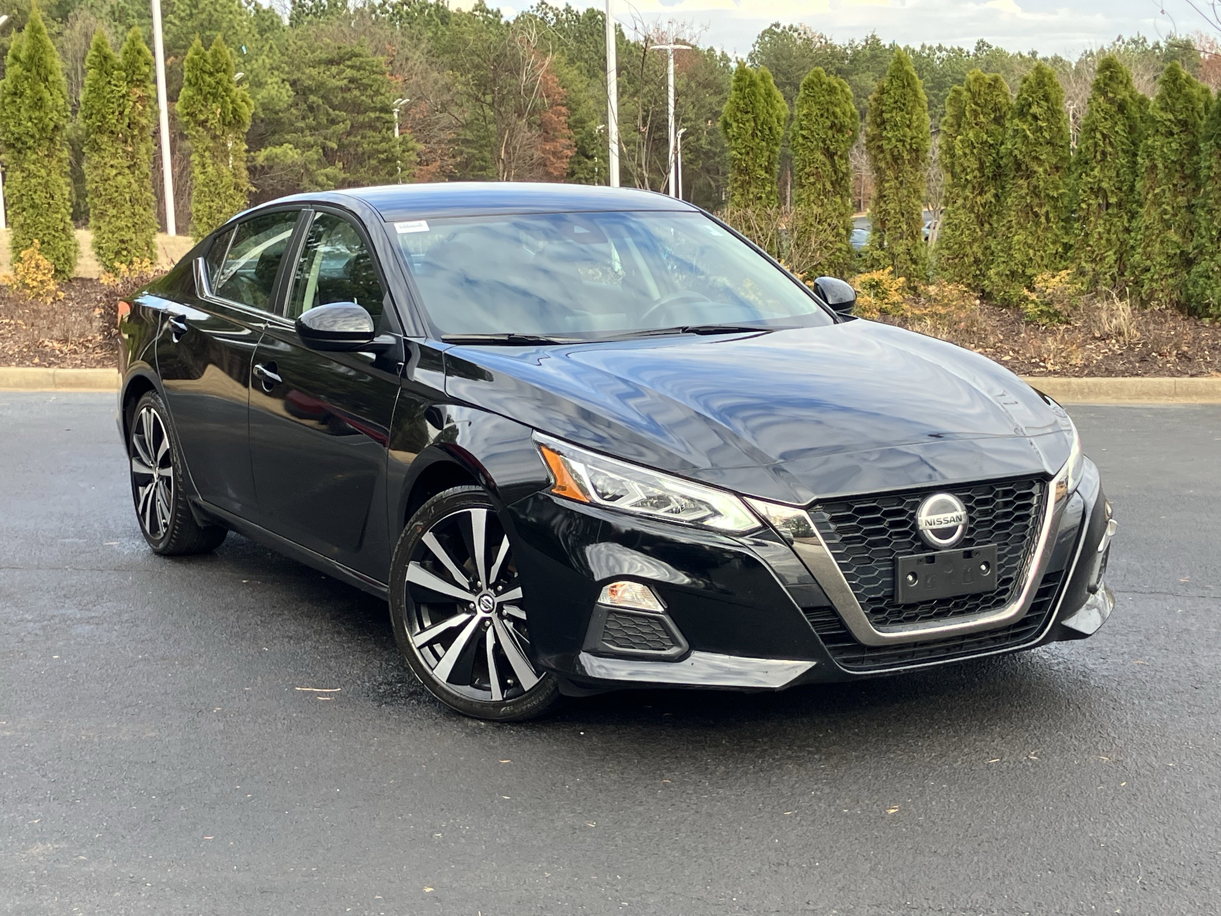 Used 2022 Nissan Altima 2.5 SR video 2