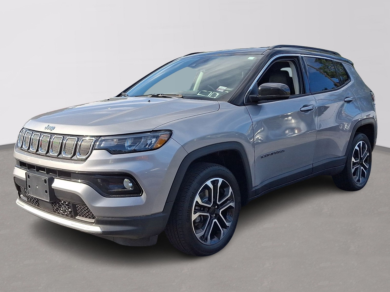 Used 2022 Jeep Compass Limited AWD/4WD image 3