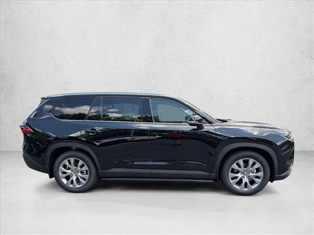 Used 2026 Toyota Grand Highlander FWD image 2