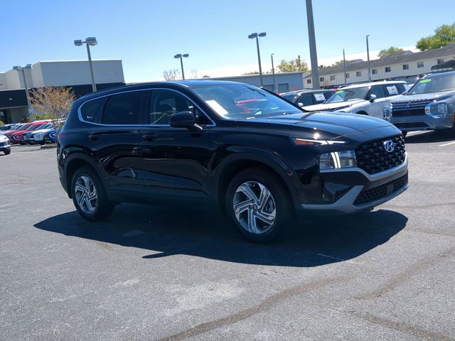 Used 2023 Hyundai Santa Fe SE image 4