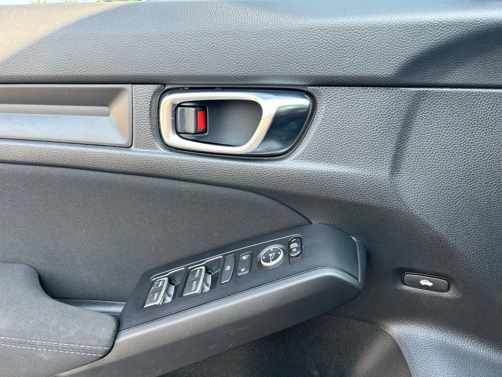 Used 2022 Honda Civic Sport image 14