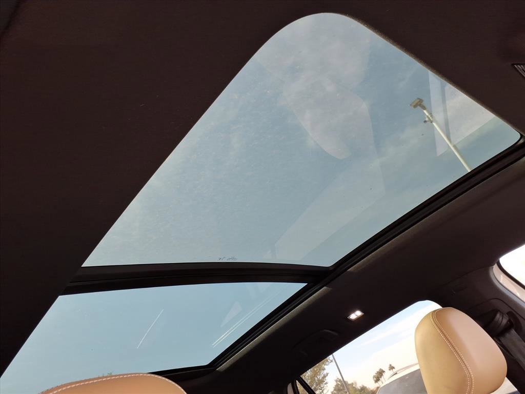 New 2026 Volkswagen Atlas Cross Sport SEL R-Line image 10