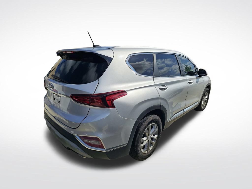 Used 2019 Hyundai Santa Fe SE w/ Cargo Package FWD image 18