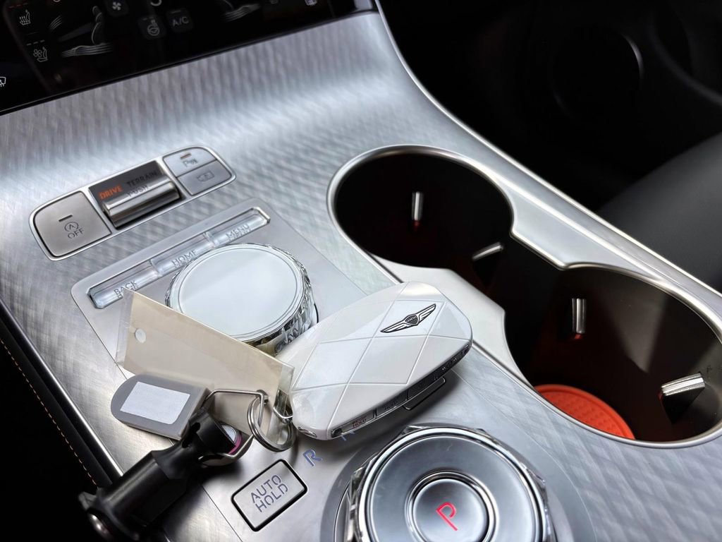 Used 2026 Genesis GV70 2.5T Sport Prestige image 33