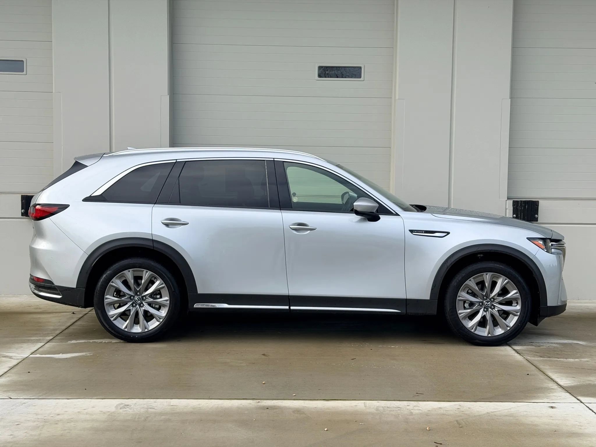 Used 2025 MAZDA CX-90 3.3 Turbo w/ Premium Plus Pkg image 6