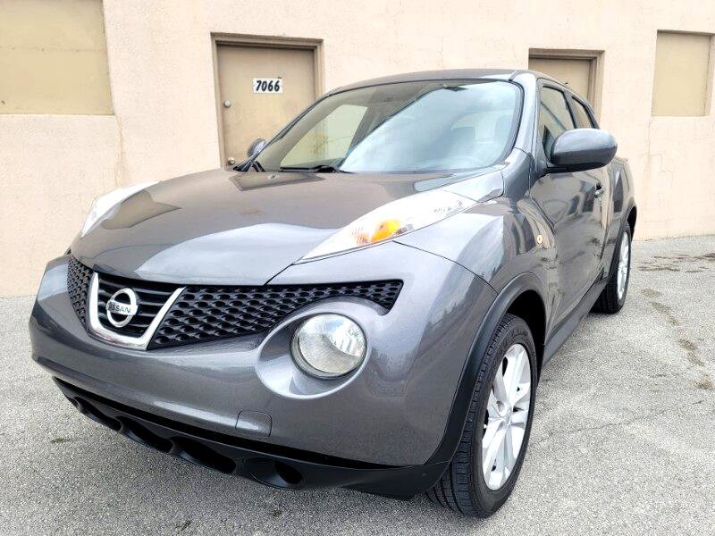 Used 2011 Nissan Juke SV image 3