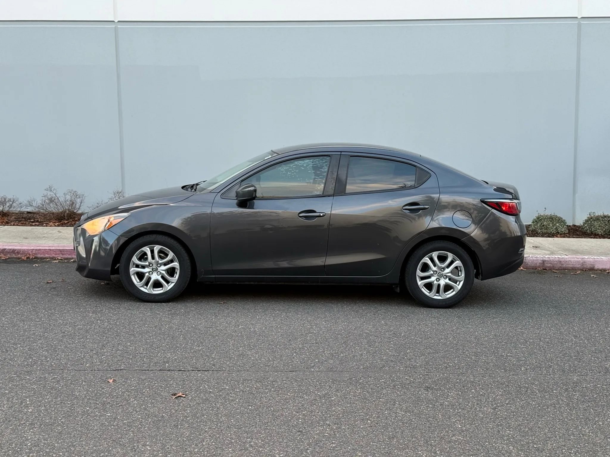 Used 2016 Scion iA image 2
