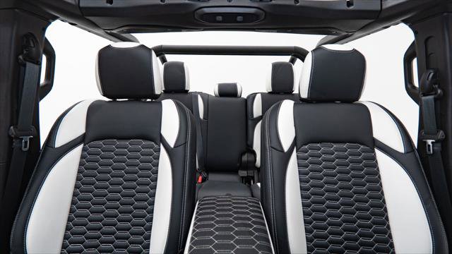 Used 2025 Jeep Gladiator Sport image 18