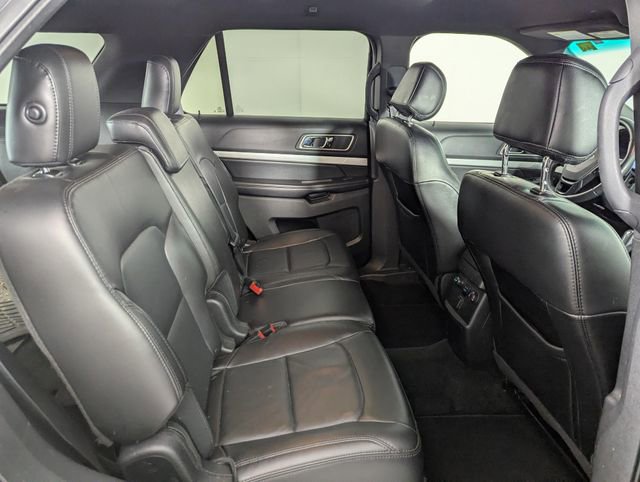 Used 2017 Ford Explorer XLT w/ Equipment Group 202A image 20