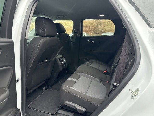 New 2026 Chevrolet Blazer LT w/ LPO, Black Sport Package image 18