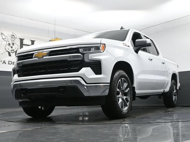 New 2026 Chevrolet Silverado 1500 LT w/ Z71 Off-Road Package AWD/4WD image 4