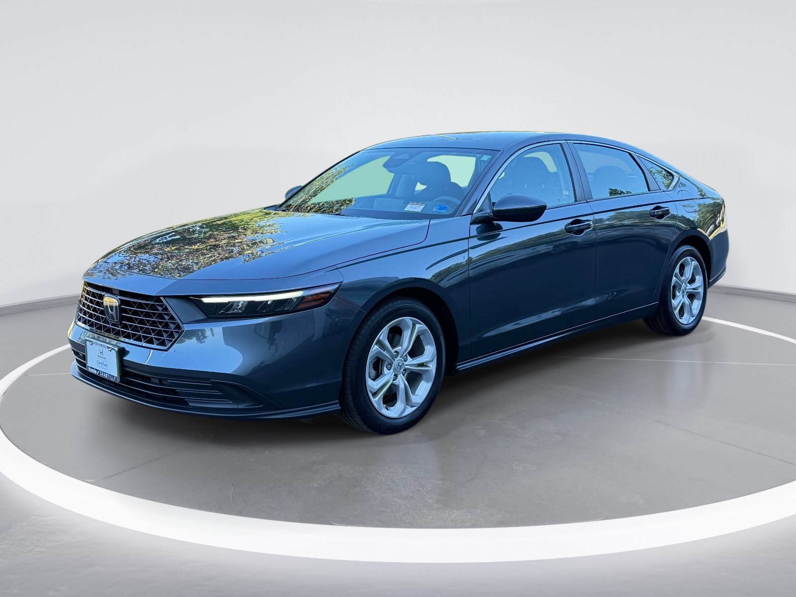 Certified 2025 Honda Accord LX image 5