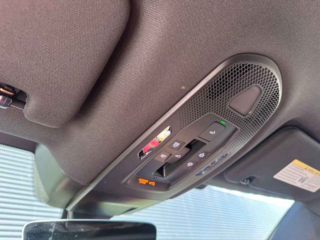 Used 2026 Porsche Panamera image 34