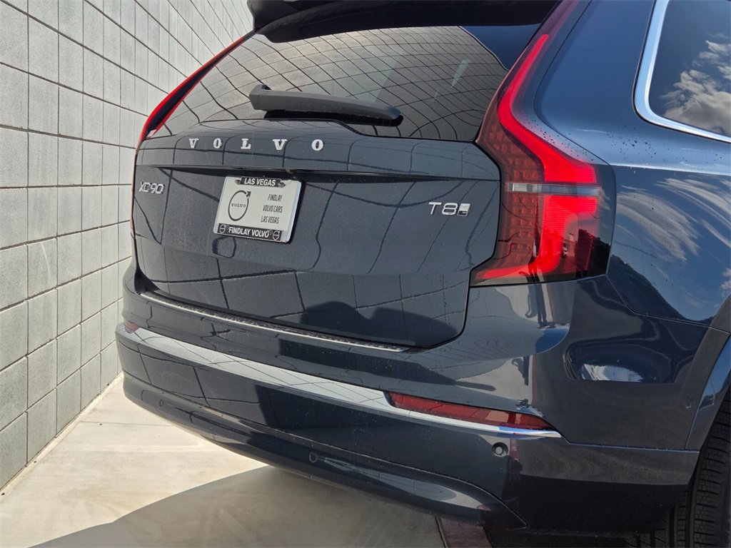 New 2026 Volvo XC90 T8 Plus image 8