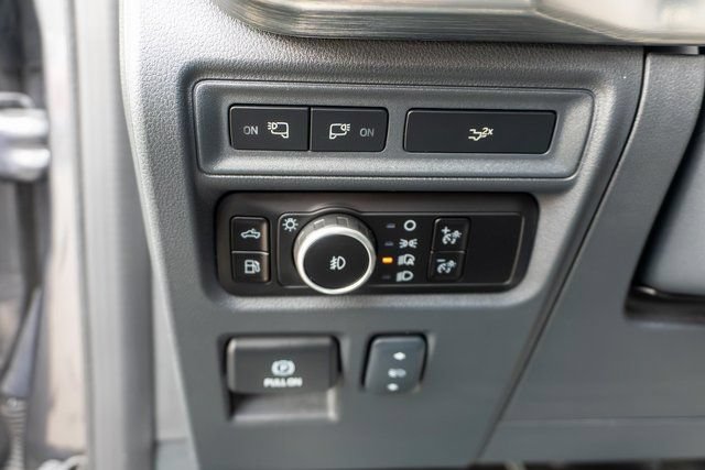 Used 2023 Ford F150 Lariat w/ Equipment Group 502A High AWD/4WD image 22
