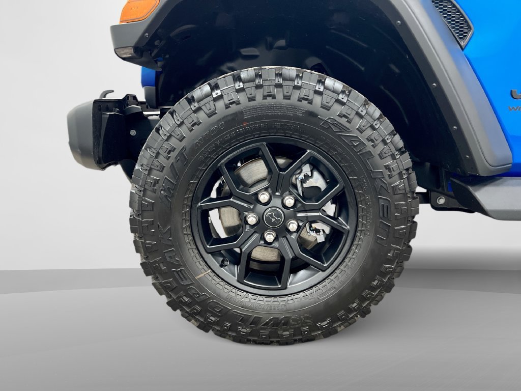 Used 2025 Jeep Wrangler Sport AWD/4WD image 26