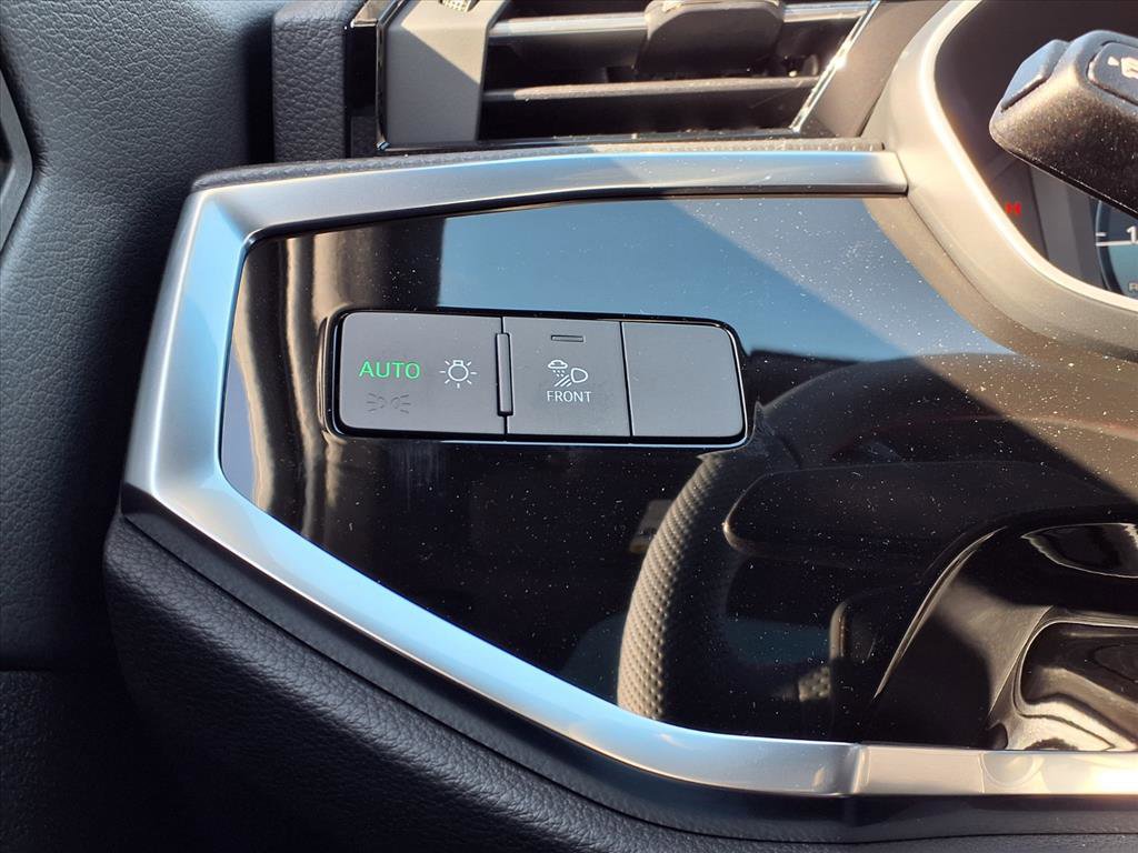New 2025 Audi Q3 2.0T Premium Plus image 23