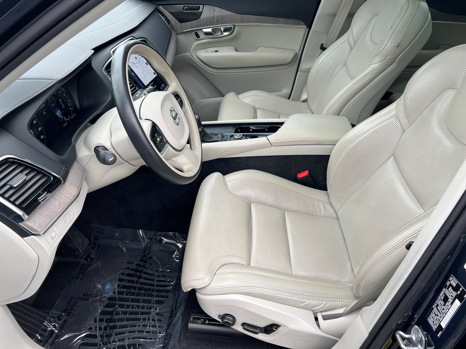 Used 2021 Volvo XC90 T6 Inscription w/ Climate Package AWD/4WD image 11