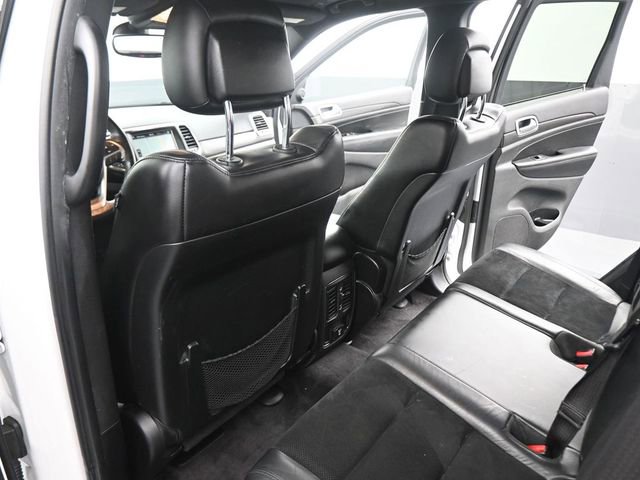 Used 2018 Jeep Grand Cherokee Altitude image 16