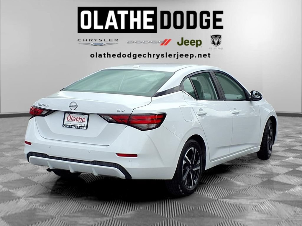 Used 2024 Nissan Sentra SV FWD image 28