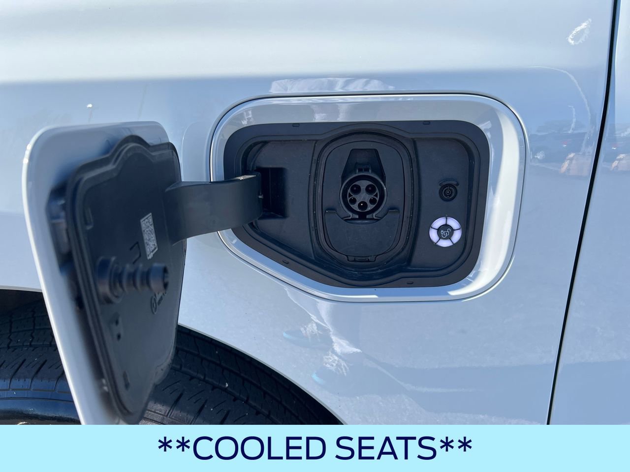 Certified 2023 Ford F150 Lightning Lariat w/ Equipment Group 511A High image 15