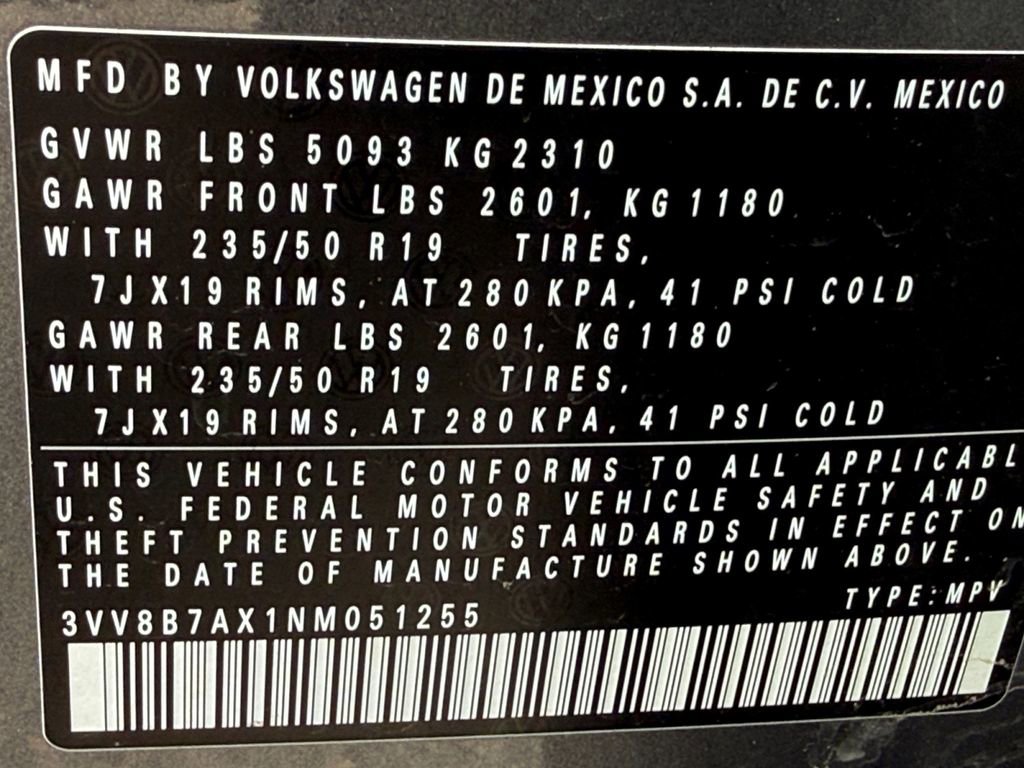 Used 2022 Volkswagen Tiguan SE R-Line AWD/4WD image 27
