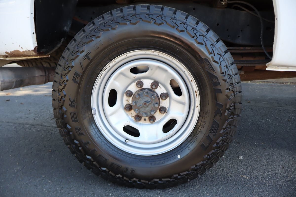 Used 2016 Ford F250 XL w/ Power Equipment Group AWD/4WD image 41