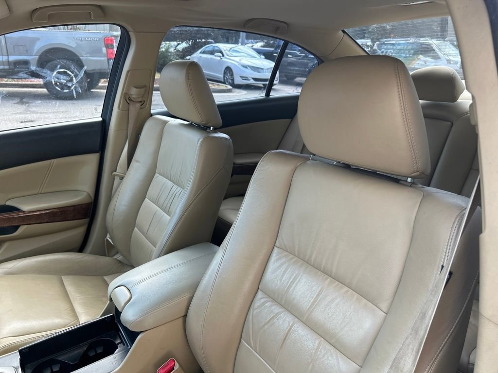 Used 2012 Honda Accord EX-L image 9