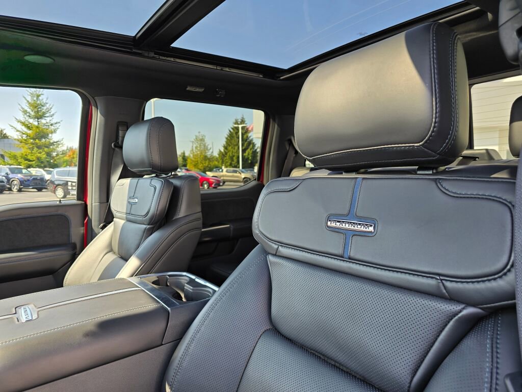 Used 2025 Ford F350 Platinum image 30