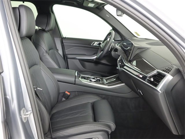 Used 2025 BMW X5 M60i image 13