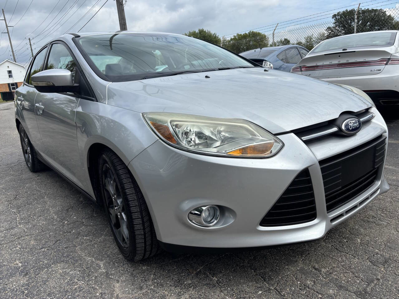 Used 2014 Ford Focus SE w/ Equipment Group 201A image 1