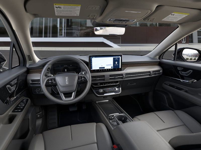 New 2026 Lincoln Corsair Reserve w/ Jet Appearance Package image 9