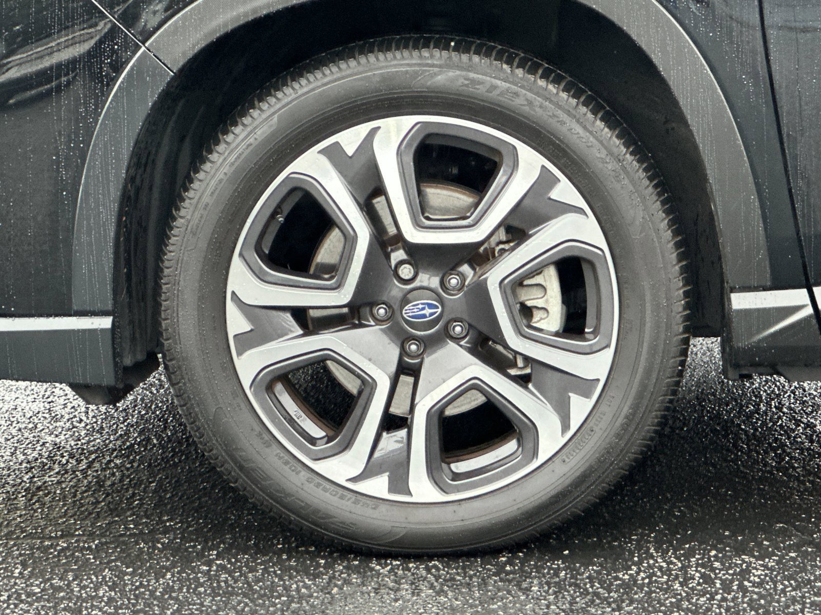 Used 2023 Subaru Ascent Touring image 29