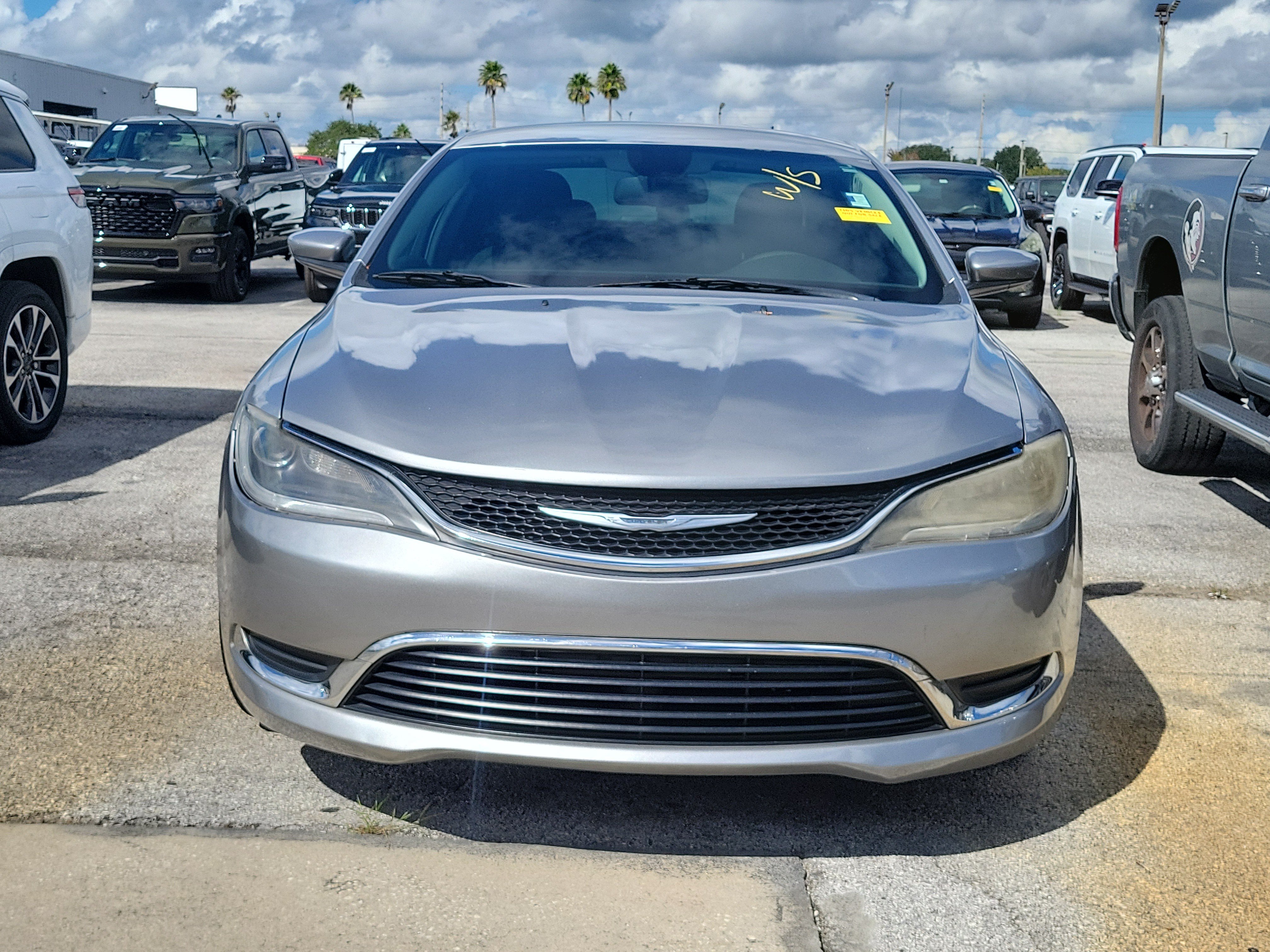 Used 2015 Chrysler 200 Limited FWD image 3