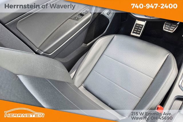 Used 2019 Volkswagen Tiguan SEL Premium R-Line image 10