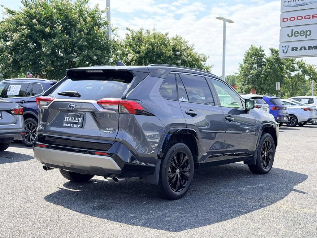 Used 2024 Toyota RAV4 XSE AWD/4WD image 2